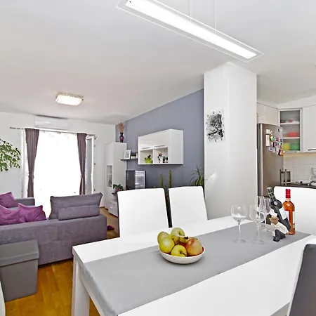 Apartman 마카르스카